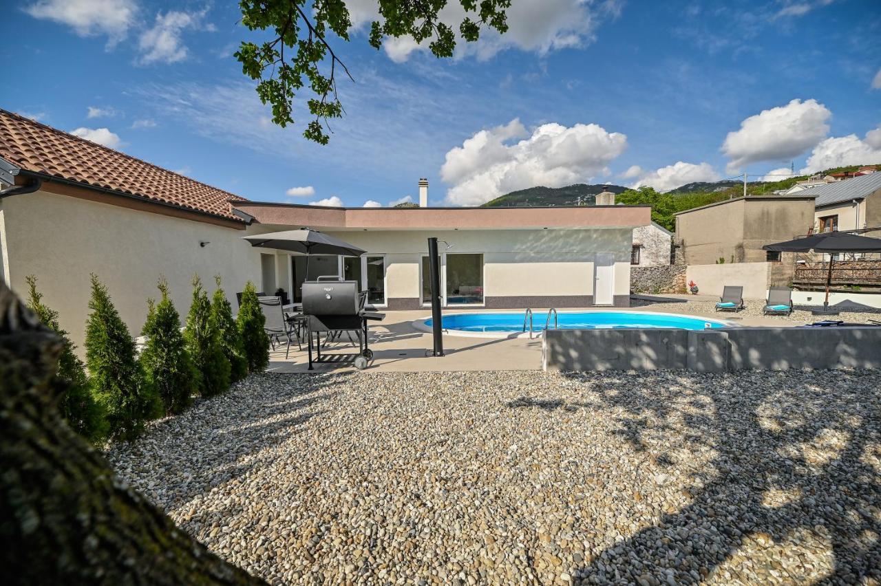 Villa Burra Hreljin Exteriér fotografie