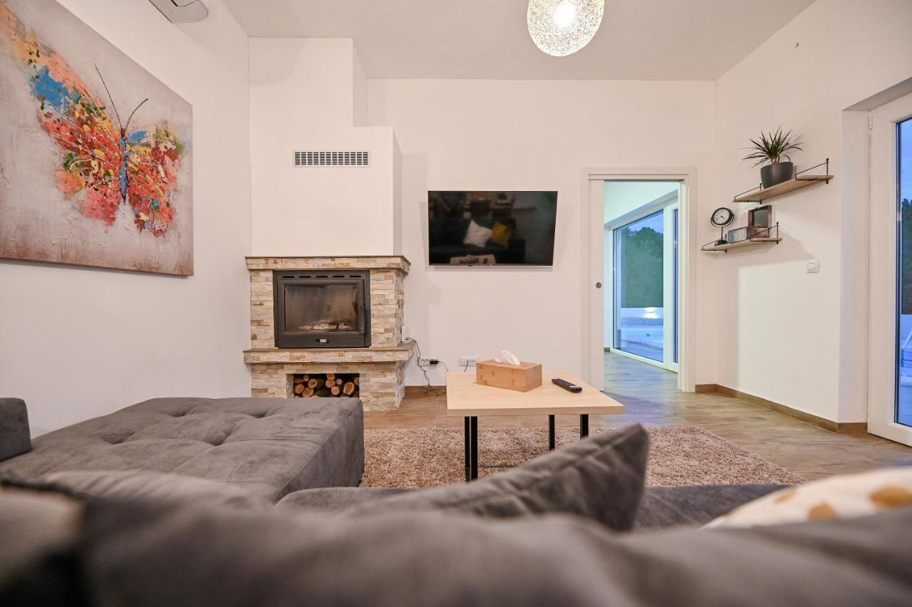 Villa Burra Hreljin Exteriér fotografie